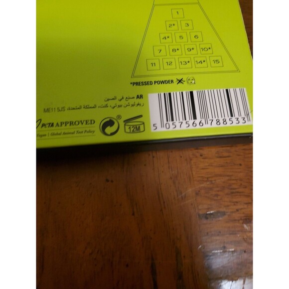 Revolution London X Emily In Paris Eyeshadow Palette NIB New - Picture 2 of 3